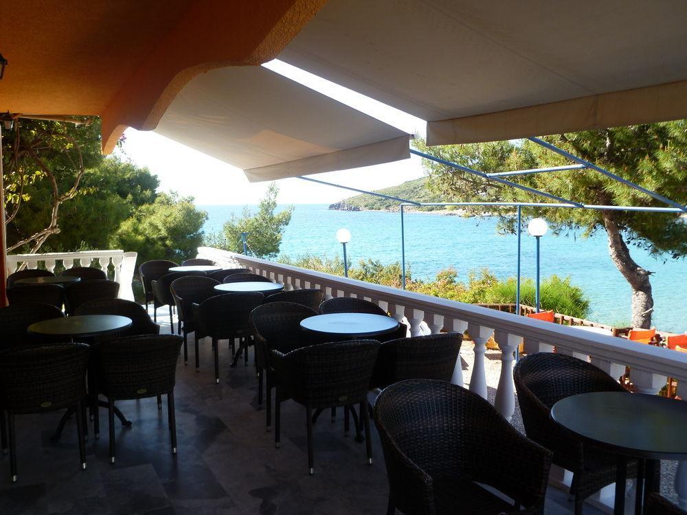 Liberty II Hotel Agia Marina  Exterior photo