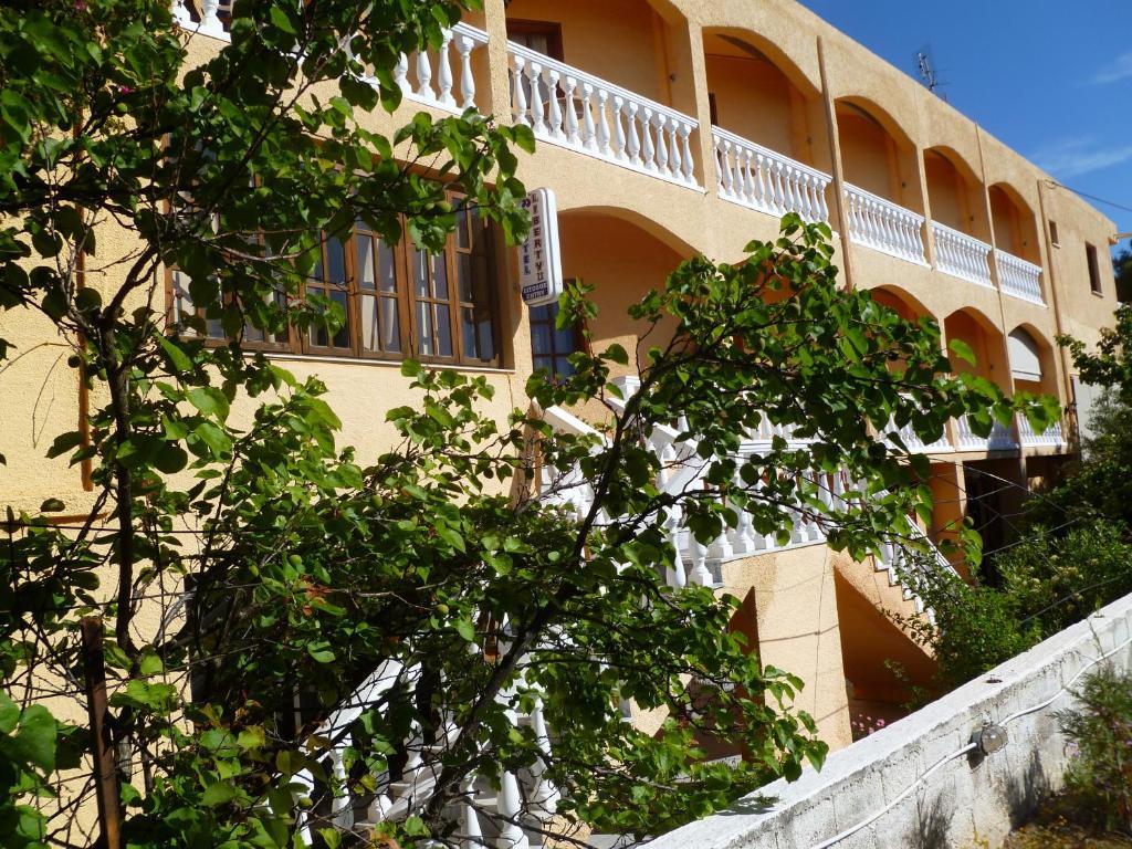 Liberty II Hotel Agia Marina  Exterior photo